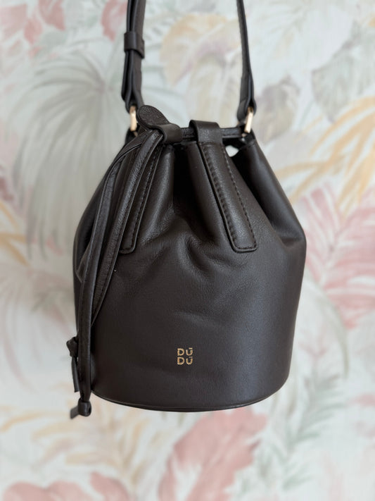 Borsa in pelle con coulisse - MARRONE