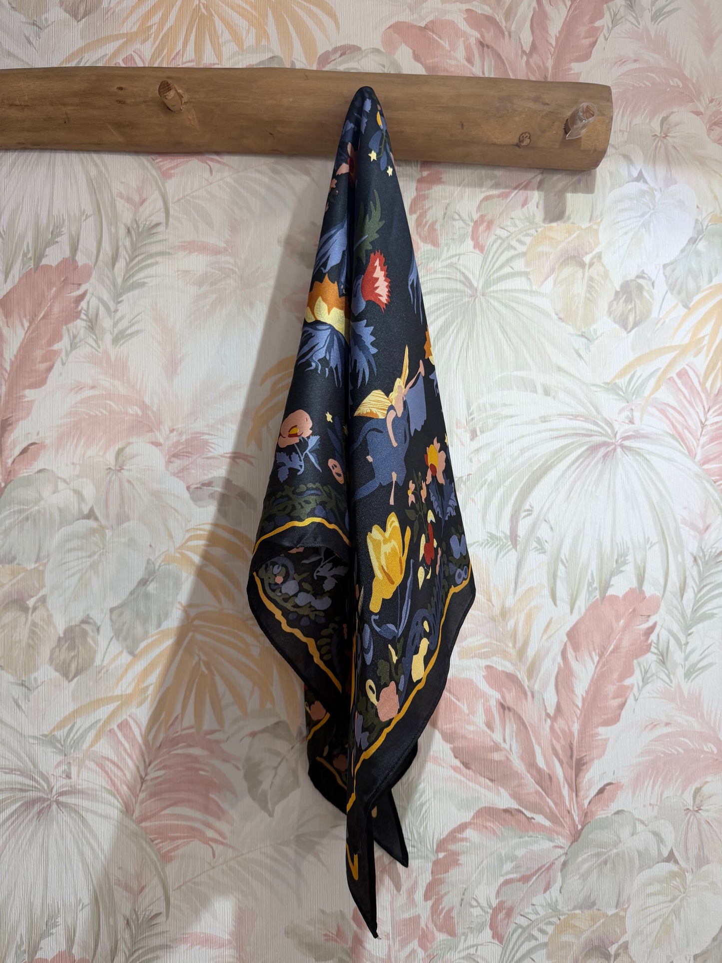 Foulard fantasia fiori - NERO