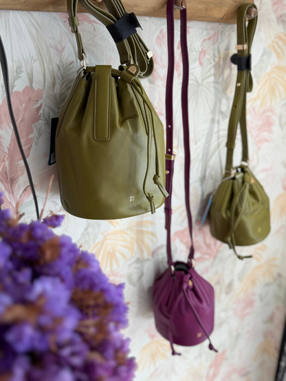 Borsa in pelle con coulisse piccola - VERDE OLIVA