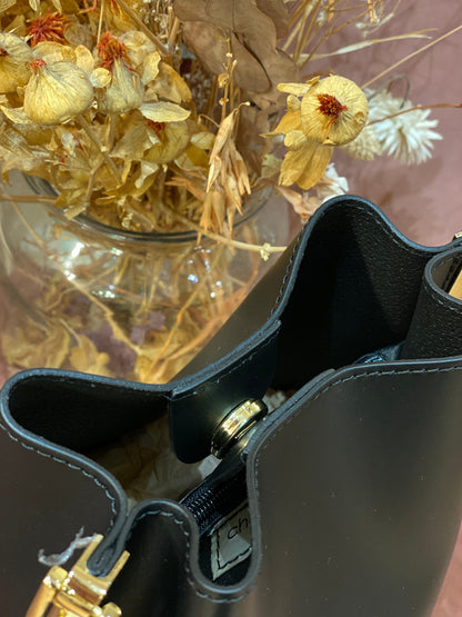 Borsa NITA in pelle liscia - NERO