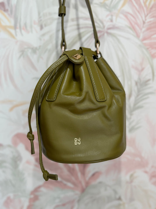 Borsa in pelle con coulisse piccola - VERDE OLIVA